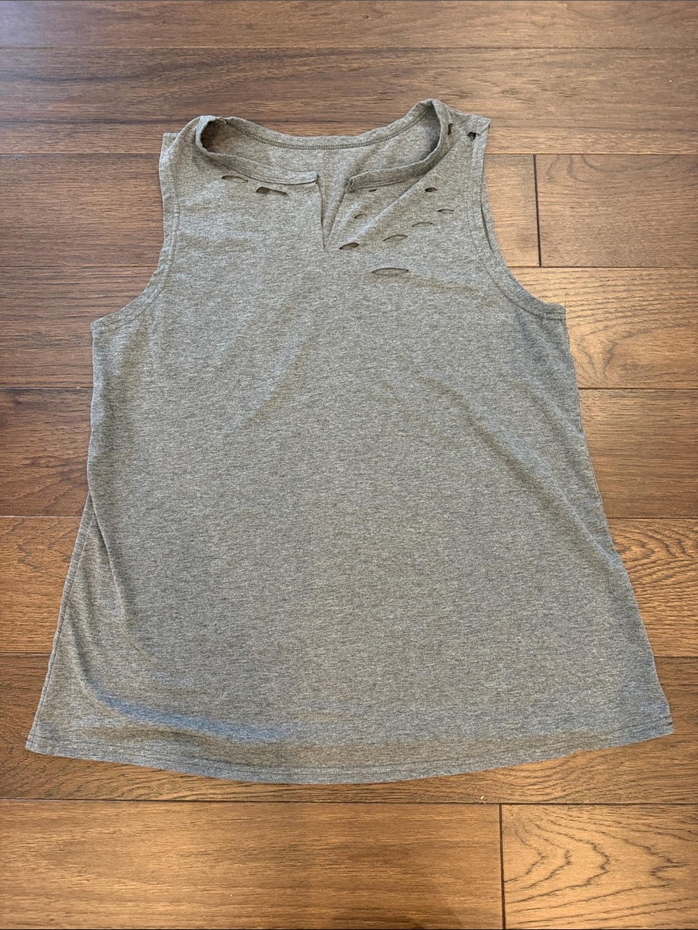 SHEIN Women's Distressed Sleeveless Tank Top - Gray Size Medium - C58-040